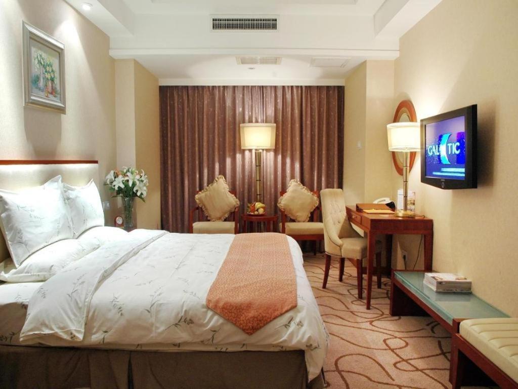 Nanchang Galactic Peace International Hotel Bagian luar foto