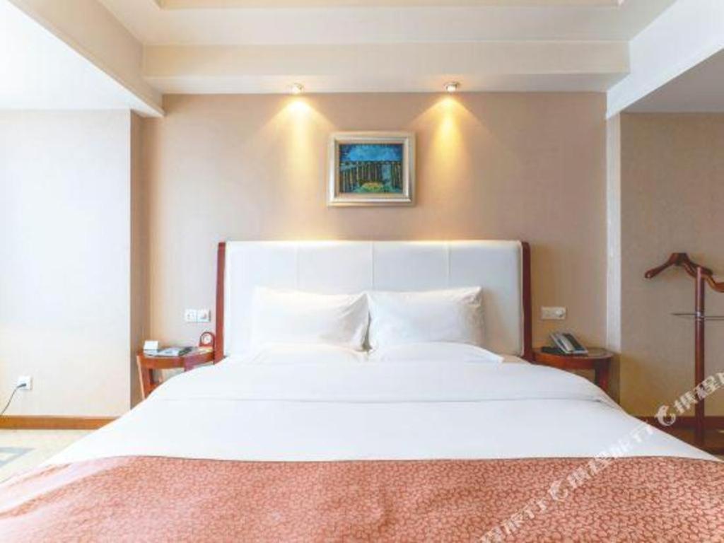 Nanchang Galactic Peace International Hotel Bagian luar foto