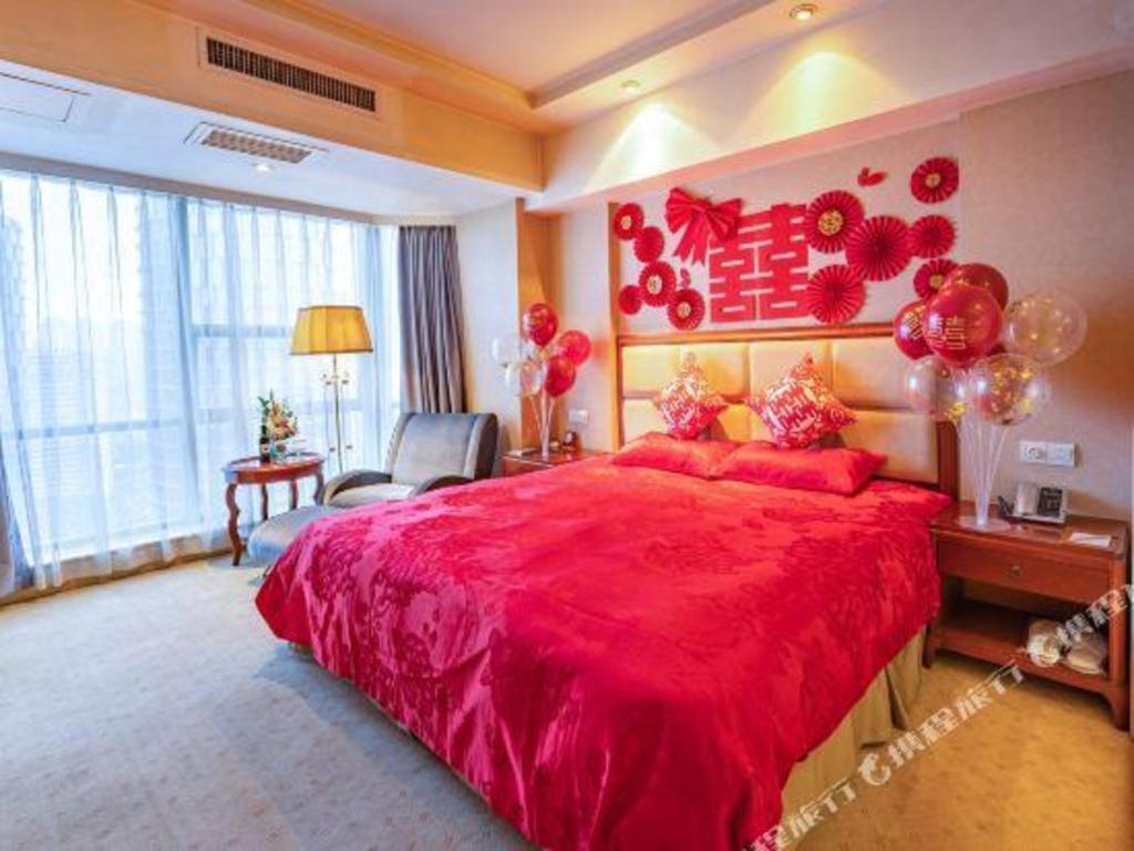 Nanchang Galactic Peace International Hotel Bagian luar foto