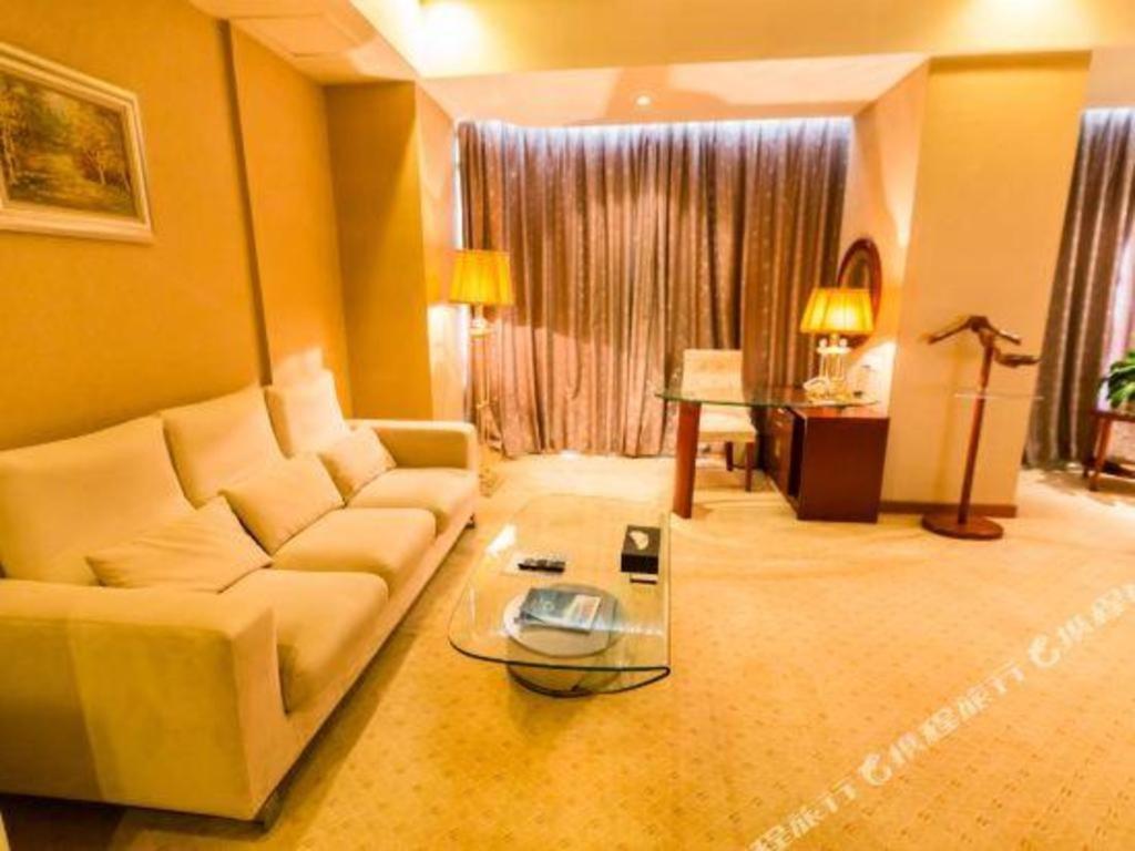 Nanchang Galactic Peace International Hotel Bagian luar foto