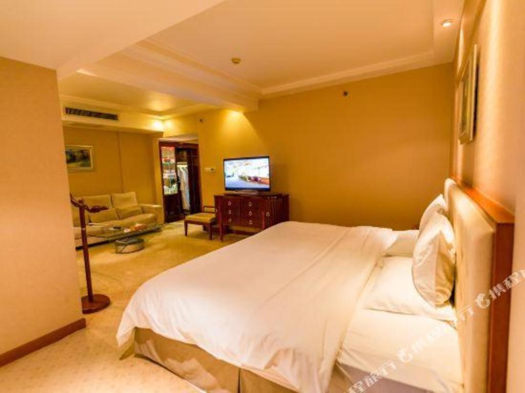 Nanchang Galactic Peace International Hotel Bagian luar foto