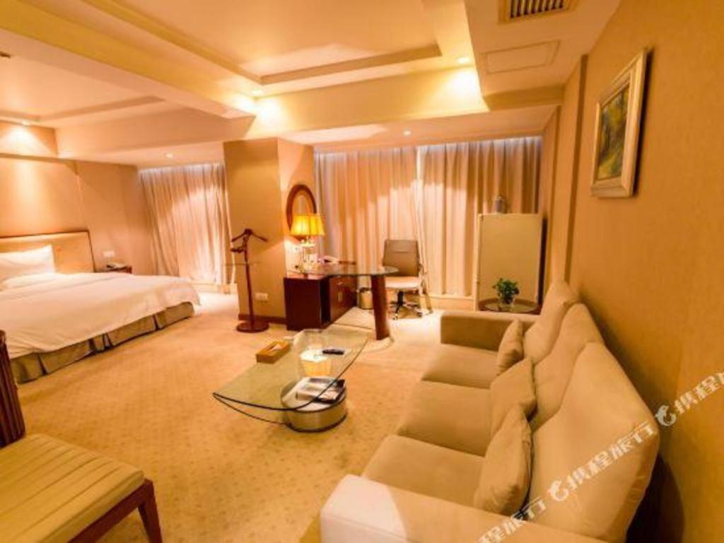 Nanchang Galactic Peace International Hotel Bagian luar foto